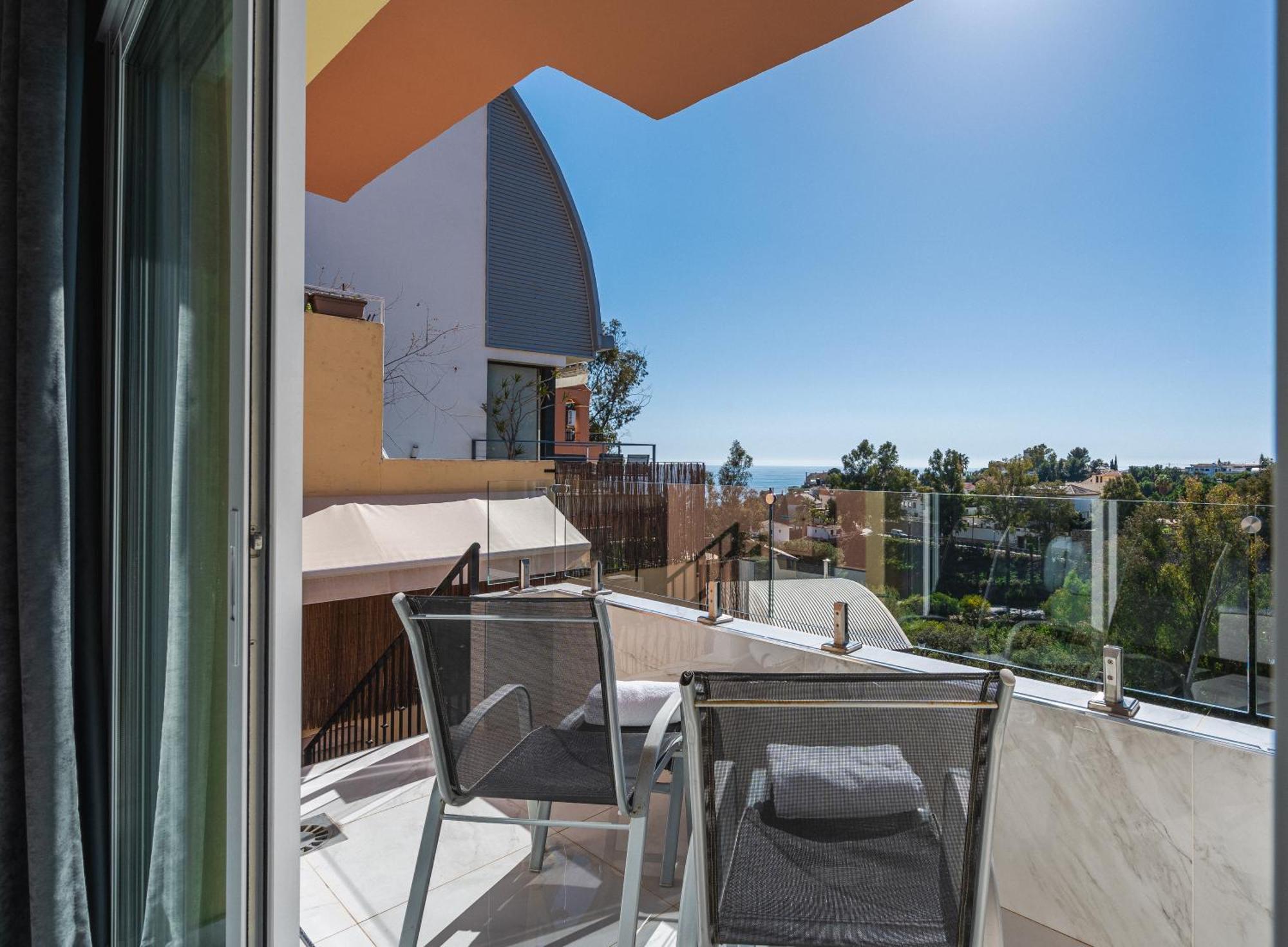 Private Luxurious Hillside Villa With Pool & Sea Views For 8 To 10 Ppl Fuengirola Exterior foto