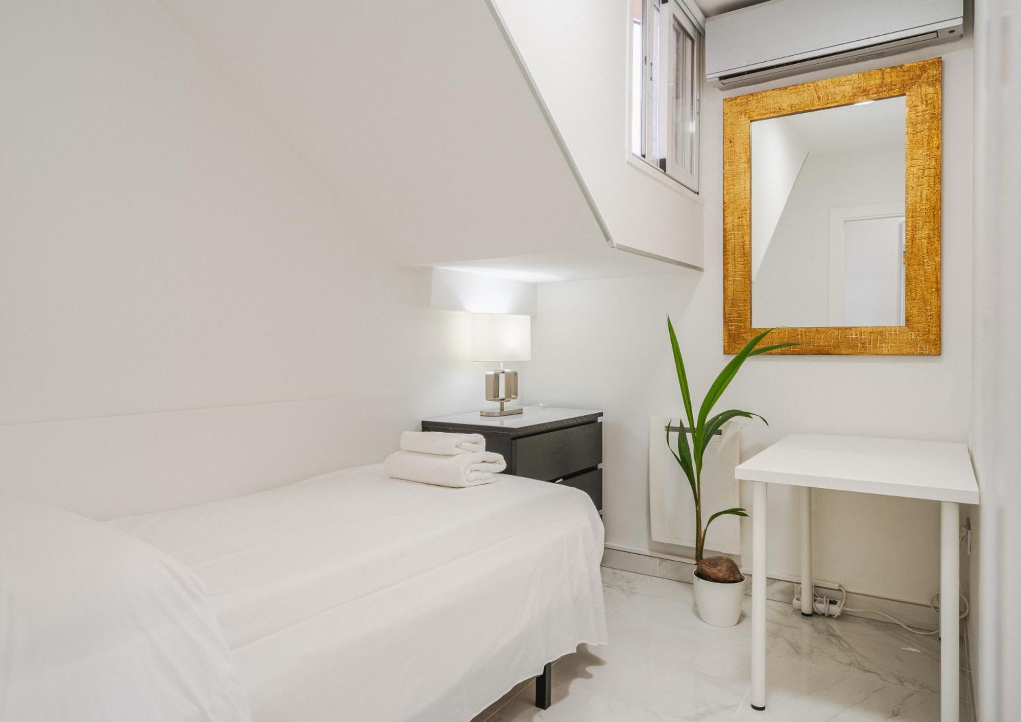Private Luxurious Hillside Villa With Pool & Sea Views For 8 To 10 Ppl Fuengirola Exterior foto